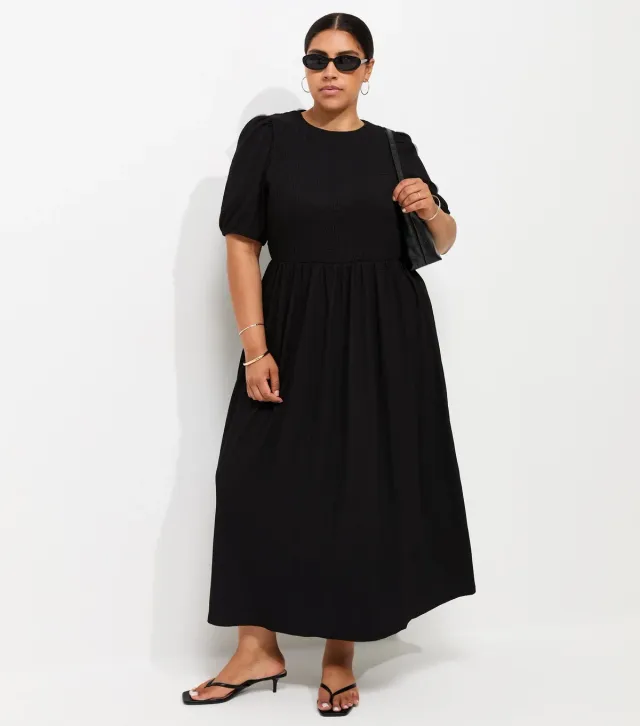 Plus Size Black Shirred Bodice Short Sleeve Midi Dress Curves