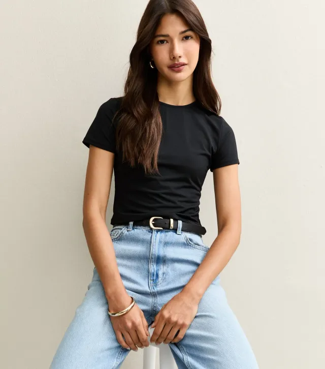 Black Crew Neck Fitted T-shirt