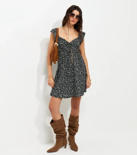 Black Frill Trim Daisy Print Mini Dress