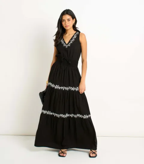 Black Floral Embroidery Maxi Dress