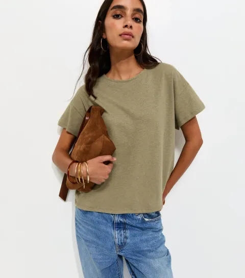 Premium Light Khaki Linen Rich Dip Back T-Shirt