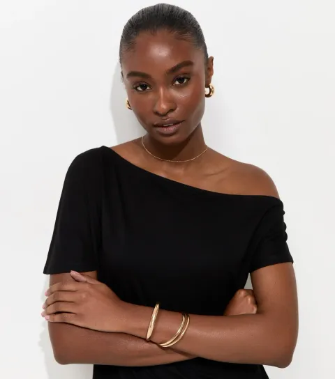 Black Off The Shoulder T-Shirt