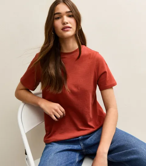 Red Cotton Crew Neck T-Shirt