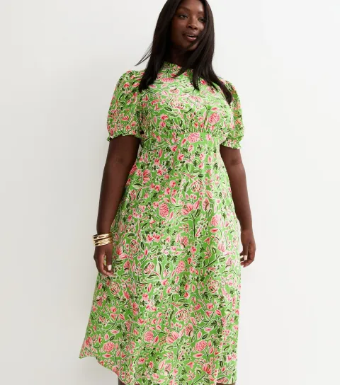 Plus Size Green Crepe Floral Print Short Sleeve Midi Dress Curves