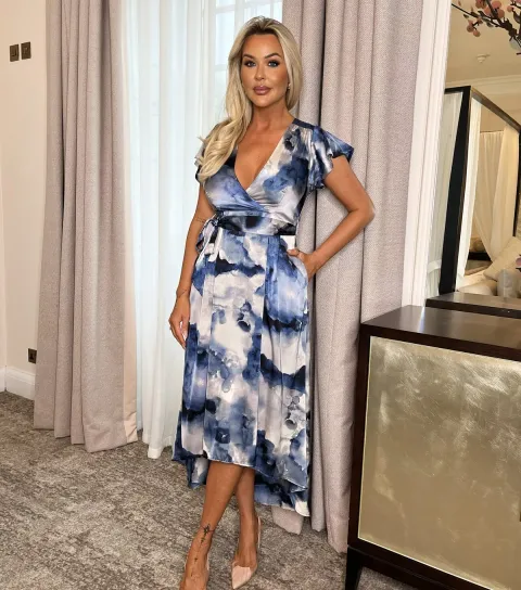 Marble Flutter Sleeve Midi Dress