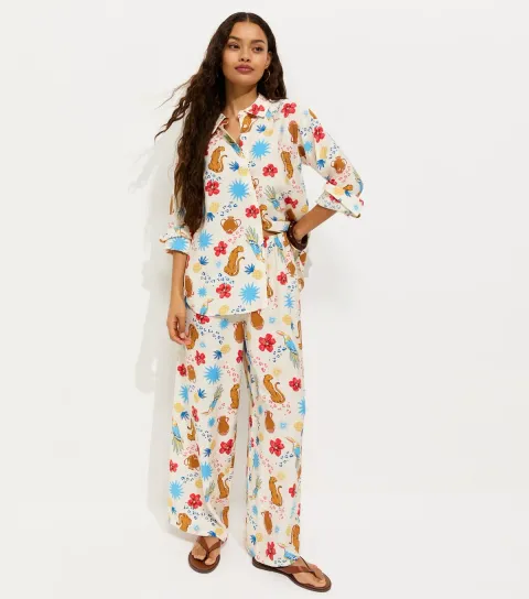 Petite Cream Crinkle Texture Leopard Print Wide Leg Trousers