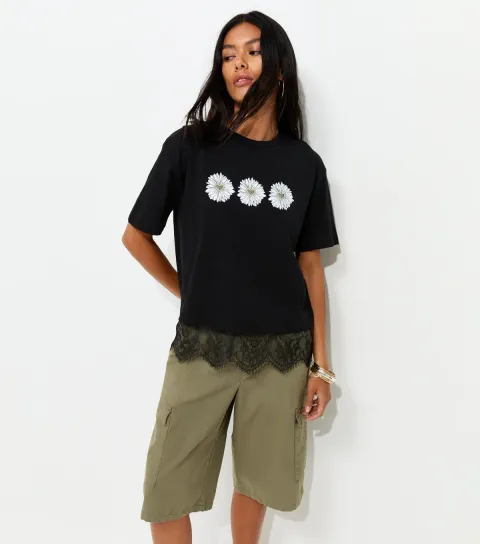 Black Cotton Boxy Daisy Print Lace Hem T-Shirt