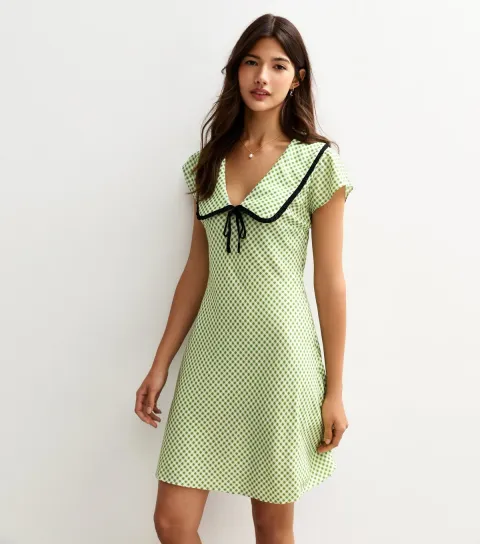 Green Gingham Contrast Tip Collar Mini Dress