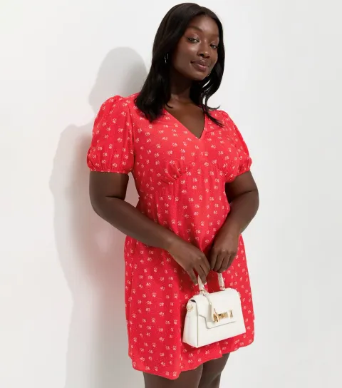 Plus Size Red Floral Short Sleeve Mini Dress Curves