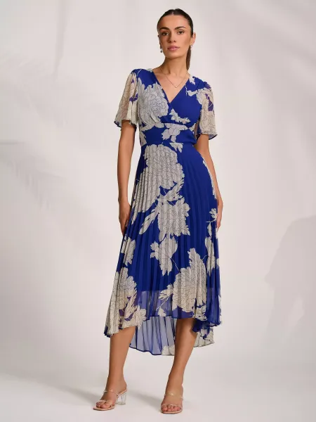 Jolie Moi Floral Pleated Maxi Dress