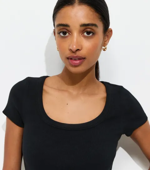 Premium Black Heavyweight Cotton Scoop Neck T-Shirt