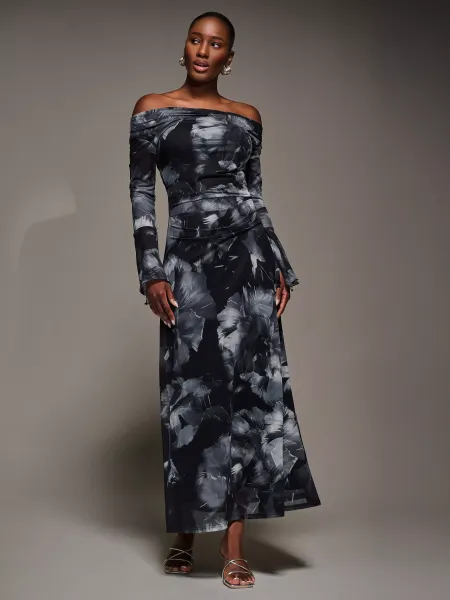 Jolie Moi Abstract Slash Neck Long Sleeve Maxi Dress