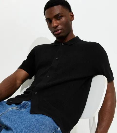 Black Regular Knit Short Sleeve Shirt