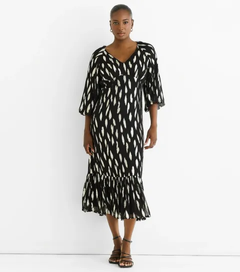 Black Patterned Gathered Hem Midi Dress