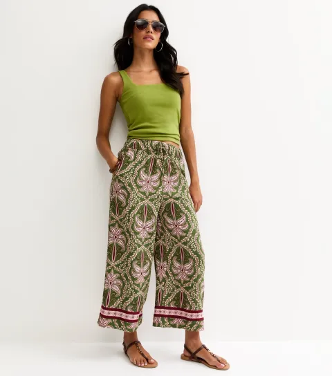 Green Palm Tree Print Cropped Wide Leg Trousers